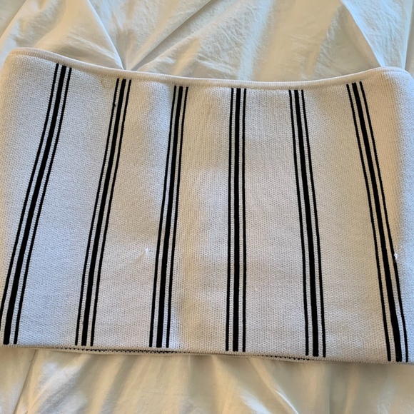 Aritzia (Babaton) Black and White Striped Tube Top - Picture 3 of 4